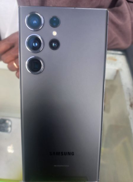 Samsung Ultra 23